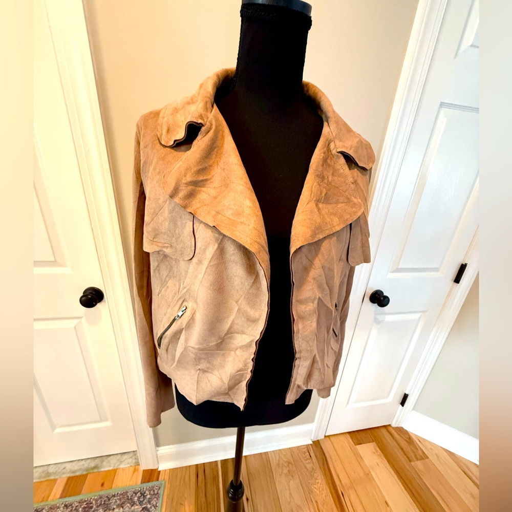 E & M Moto flowy open front vegan leather jacket nwot size small